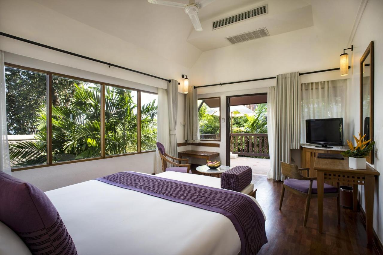 Centara Villas Phuket Karon Exterior foto